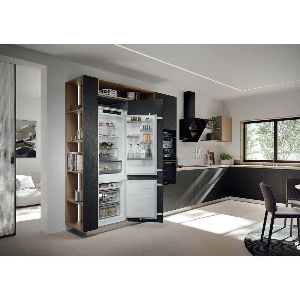 Combina frigorifica incorporabila HAIER EHBQW5518E, No Frost, 251 l, H 177 cm, Clasa E, Wi-Fi