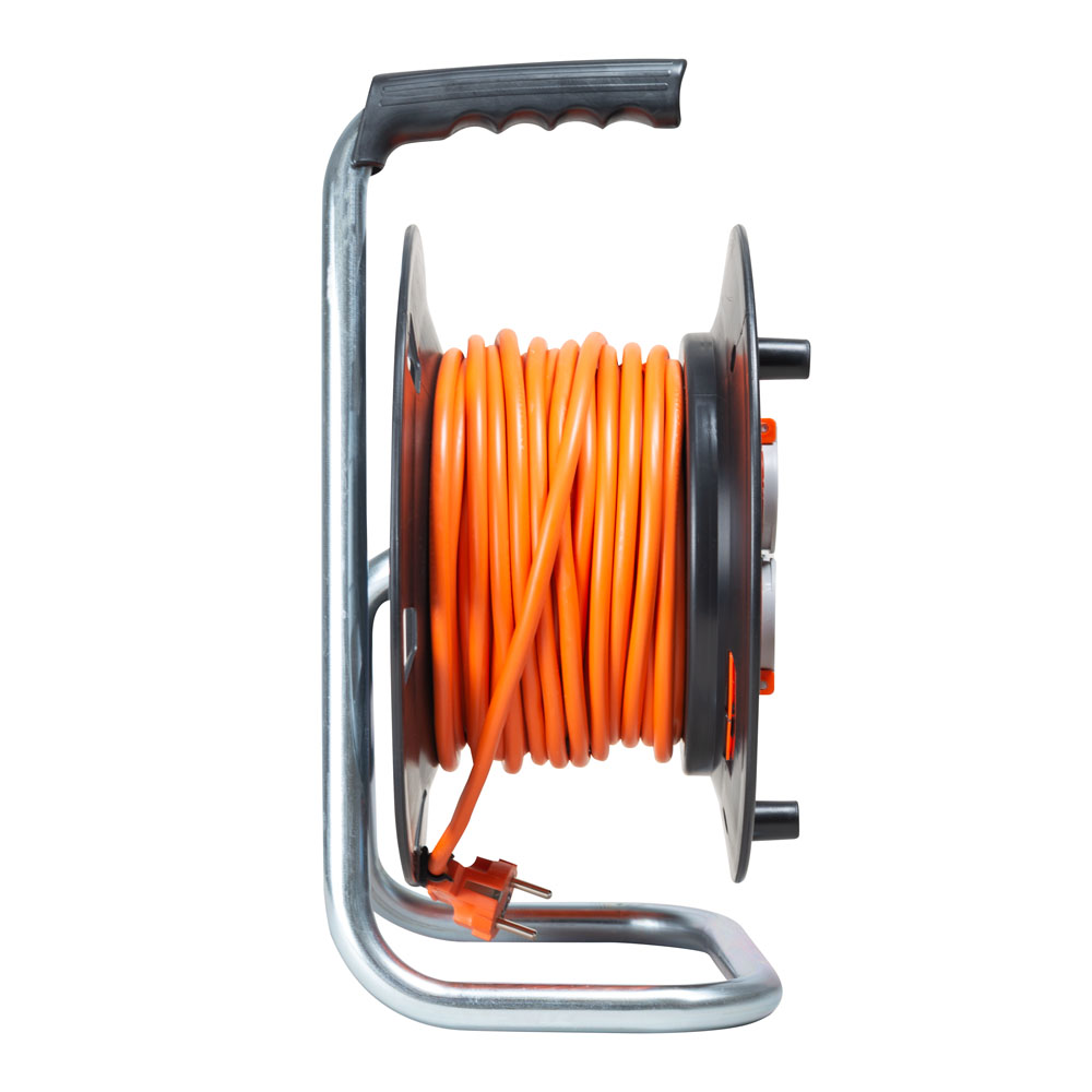 Derulatoare 4 prize cu impamantare si capac de protectie, 40 m,  IP44