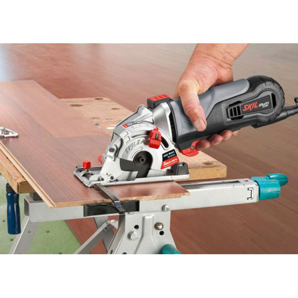 Fierastrau circular SKIL mini F0155330AA, 600W, 6000RPM, disc 85 x 10mm, adancime 28.5mm, 2 panze