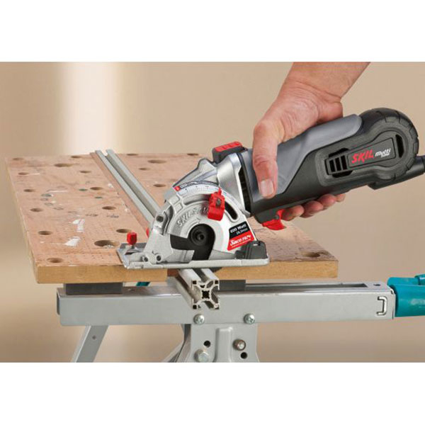 Fierastrau circular SKIL mini F0155330AA, 600W, 6000RPM, disc 85 x 10mm, adancime 28.5mm, 2 panze