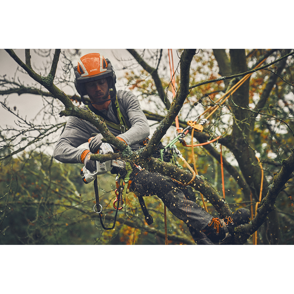 Motoferastrau cu acumulator STIHL GTA 40.0 SET, 21.6V, Li-Ion, cu acumulator si incarcator incluse