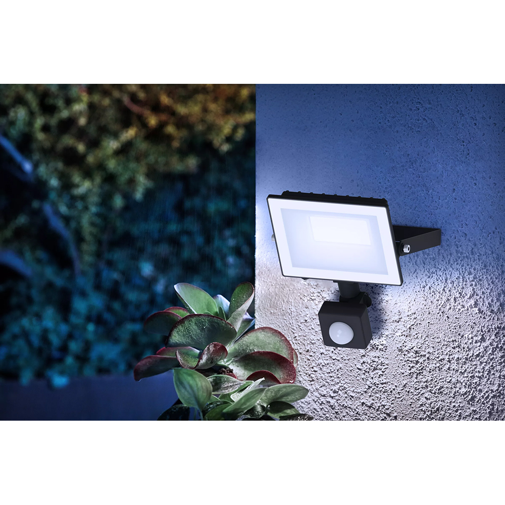 Proiector LED PHILIPS Lois 8720169365209, 20W, 2050lm, 5000K, IP65