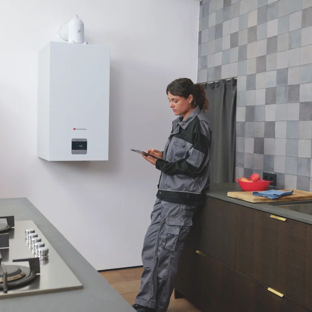 Centrala termica pe gaz in condensare VAILLANT Isotwin Condens T 35-CS/1 (N-INT), 35 kW, IPX4D, kit evacuare inclus