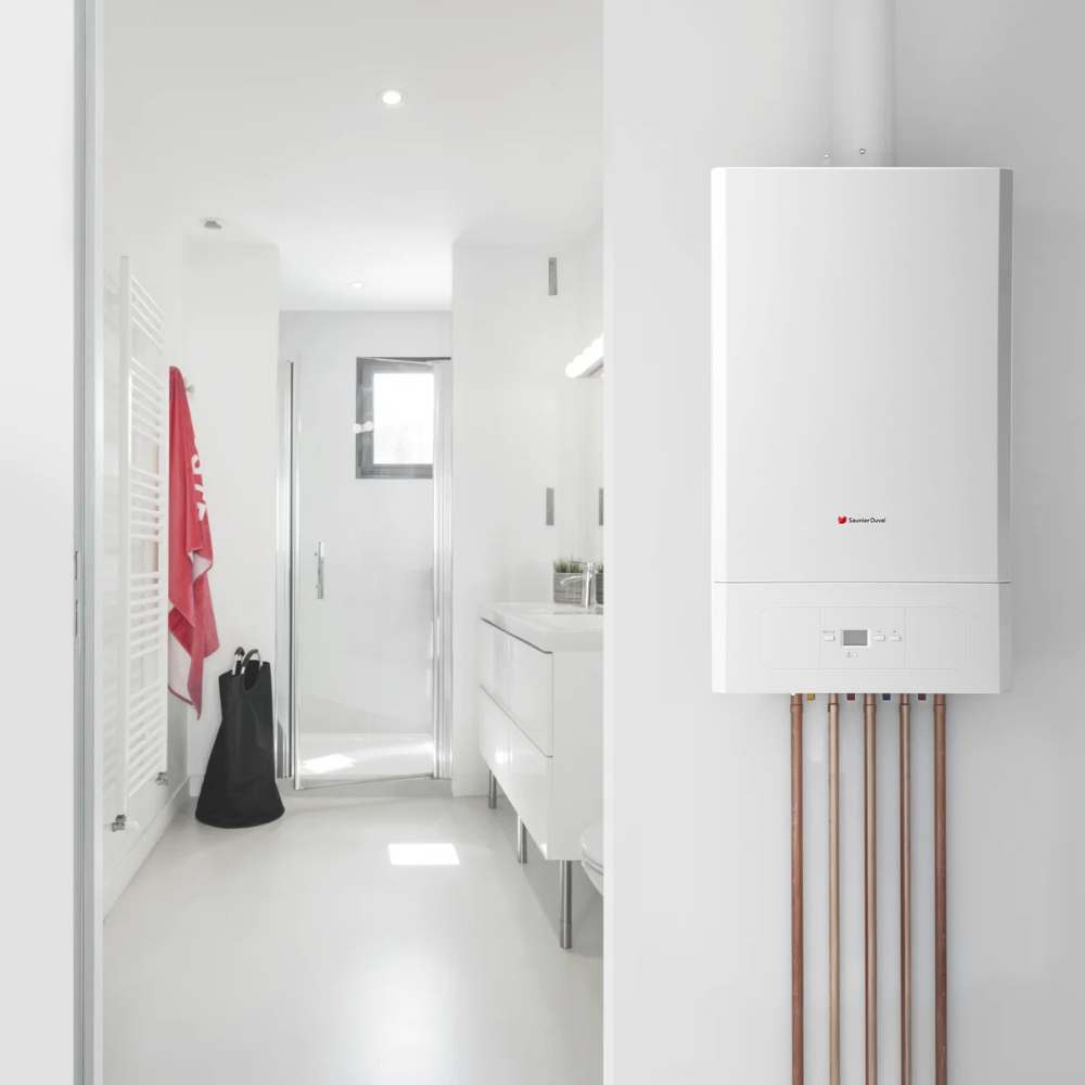 Centrala termica pe gaz in condensare SAUNIER DUVAL Semiatek Condens, 24 kW, IPX4D, kit evacuare inclus