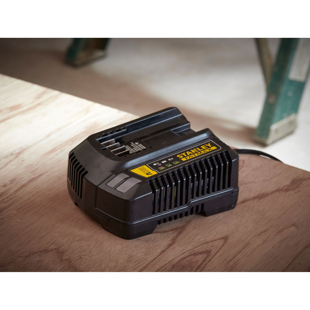Incarcator pentru acumulatori STANLEY FATMAX SFMCB14, 18V, Li-Ion