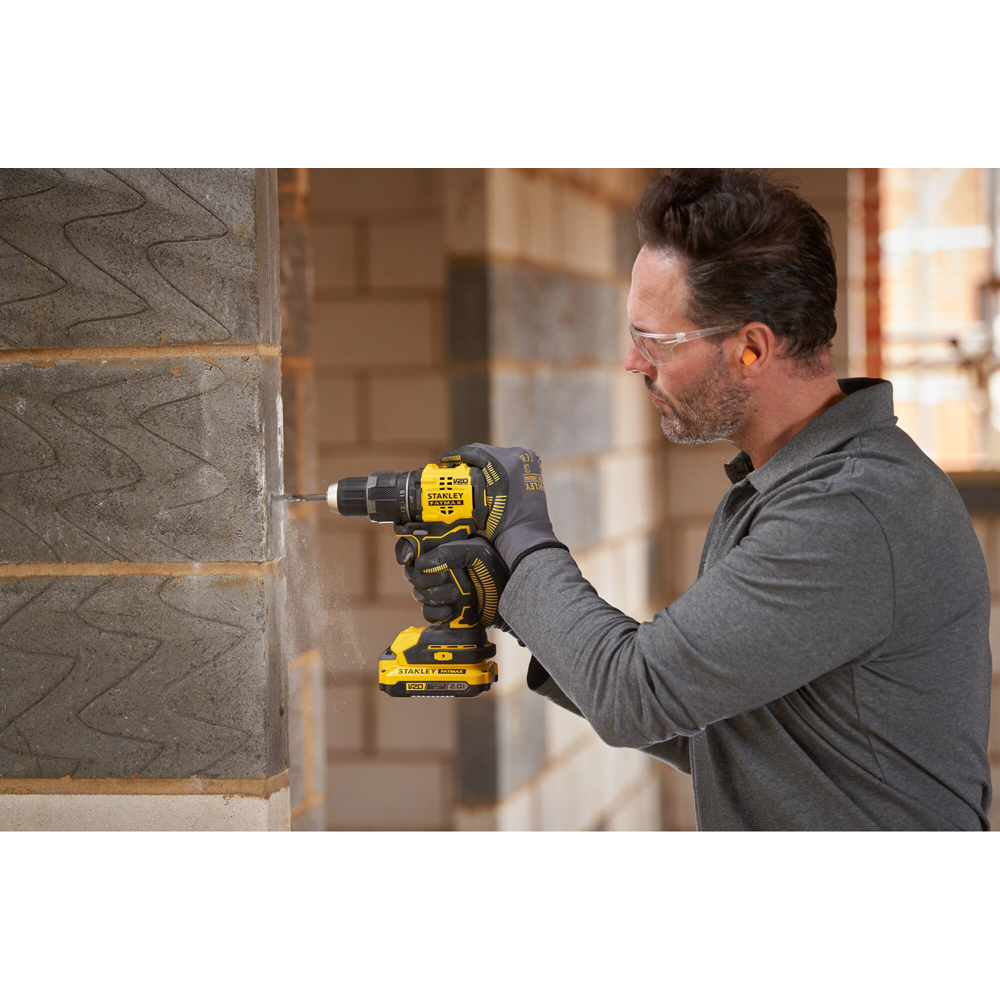 Masina de gaurit cu percutie STANLEY FATMAX SFMCD716D, 18V, 2Ah, 1 acumulator, Brushless, Li-Ion
