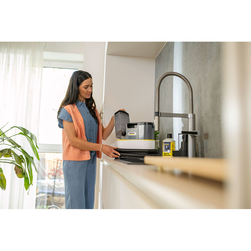 Aspirator cu spalare KARCHER Spot Cleaner SE 2 10814100, 0.8l, 450W, galben-alb
