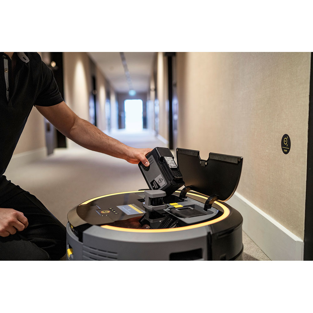 Aspirator robot KARCHER PROFESIONAL Kira CV 50 1.454-500.0, 4.5l, 36V, autonomie max 210 min, Wi-Fi, Navigare Lidar, negru