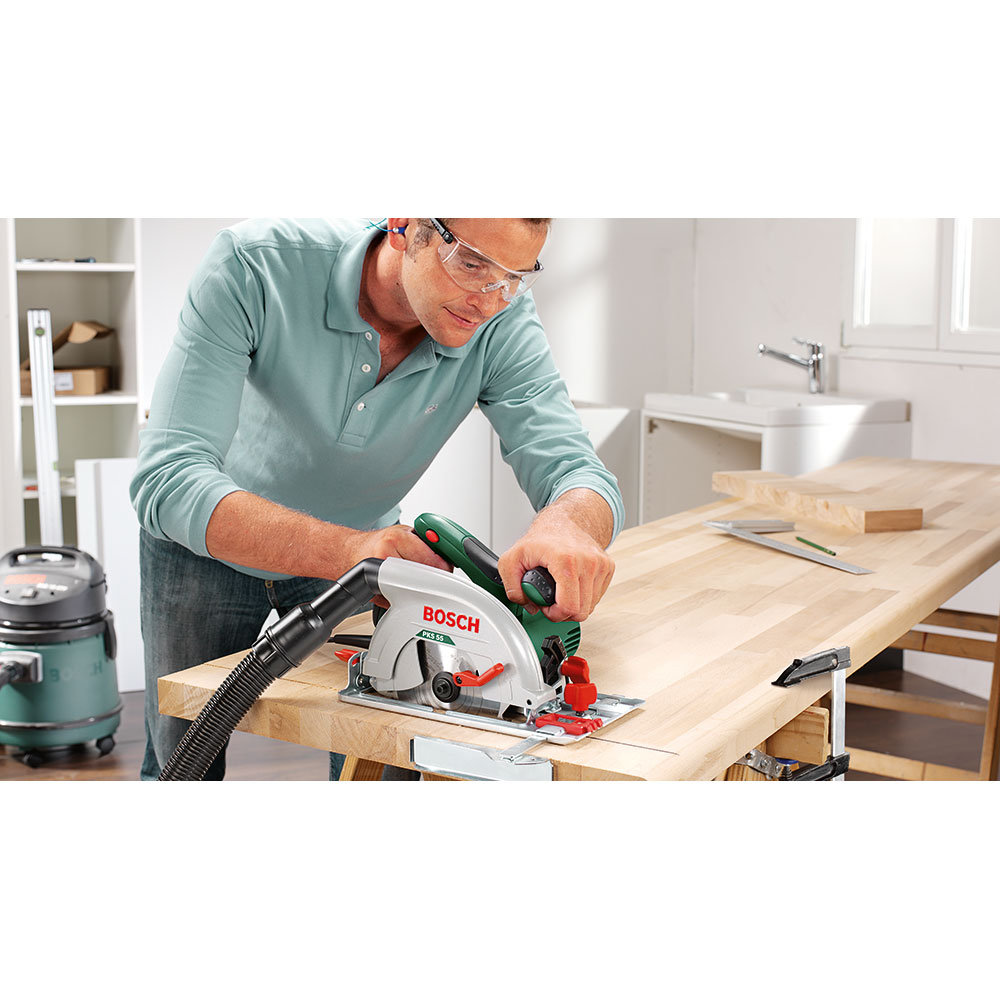 Fierastrau circular BOSCH PKS 55, 5600RPM, 1200W