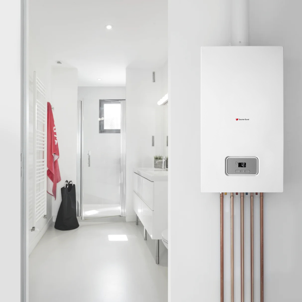 Centrala termica pe gaz in condensare SAUNIER DUVAL Thelia Condens 30 -A, 30 kW, IPX4D, kit evacuare inclus