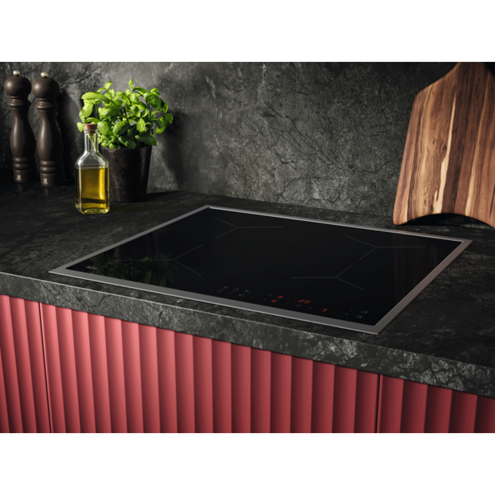 Plita incorporabila AEG TN64IA00XB, Inductie, 4 arzatoare, Touch Control, negru